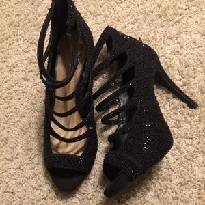 Gianna Bini Black crystal heels NEW size 8